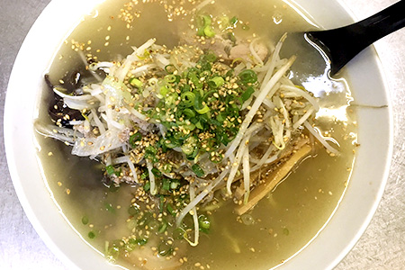 しおラーメン